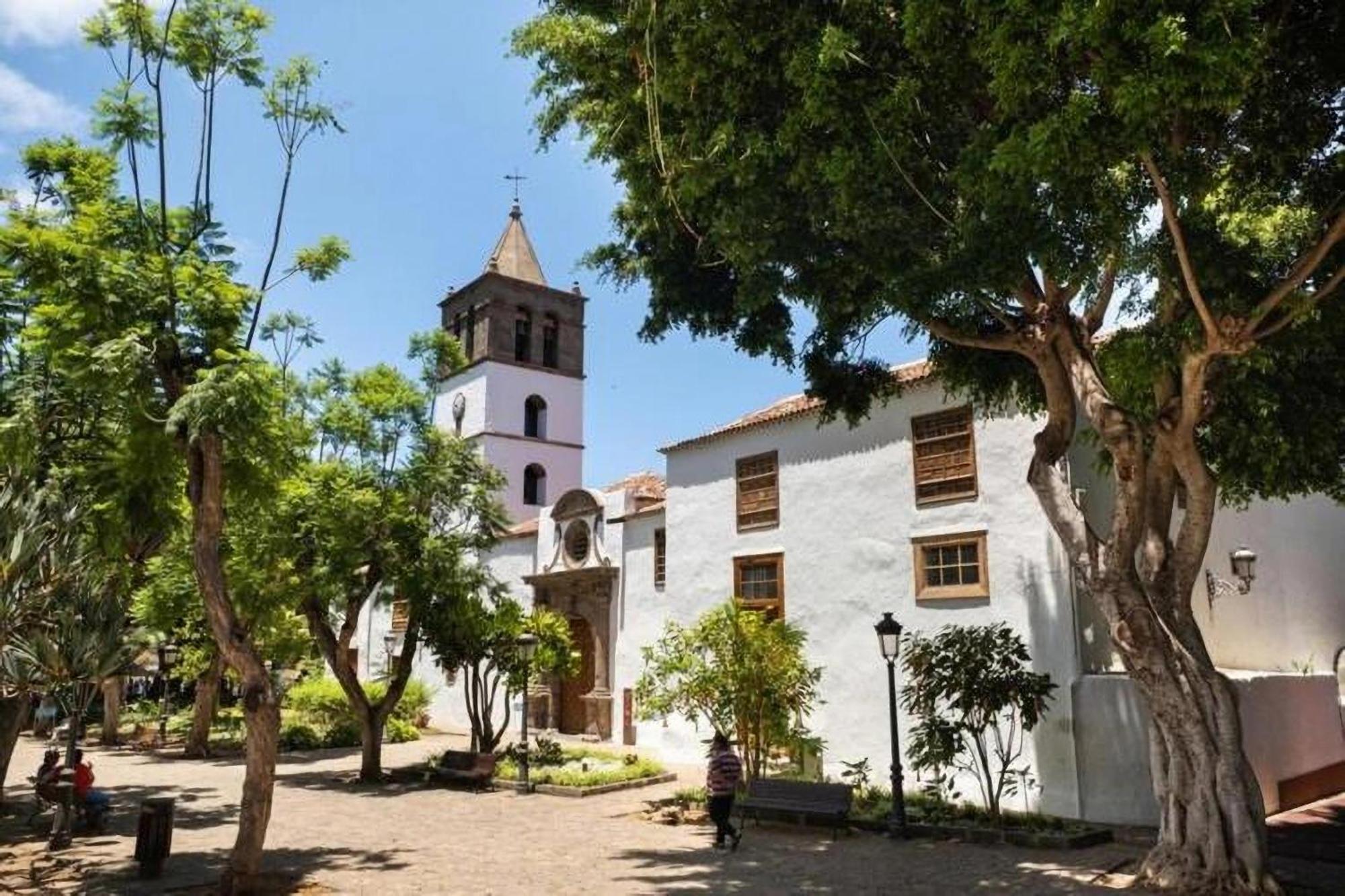 Icod De Los Vinos Centro Luaran gambar